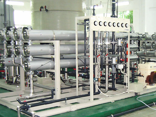 超純水設備是如何去除水中雜質的？純水設備ro膜堵塞原因及解決方法