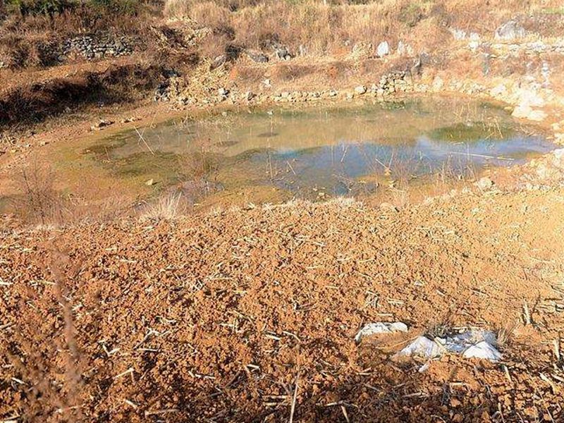 云南省有三百九十個小型水庫變枯