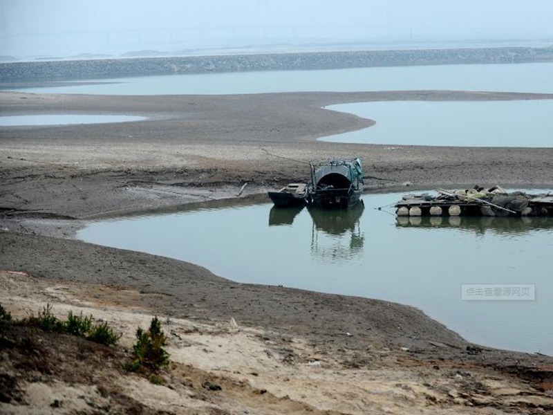 贛江中上游出現了比較嚴重的低枯水位