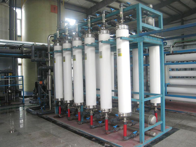 一套純水生產系統包括哪些設備？